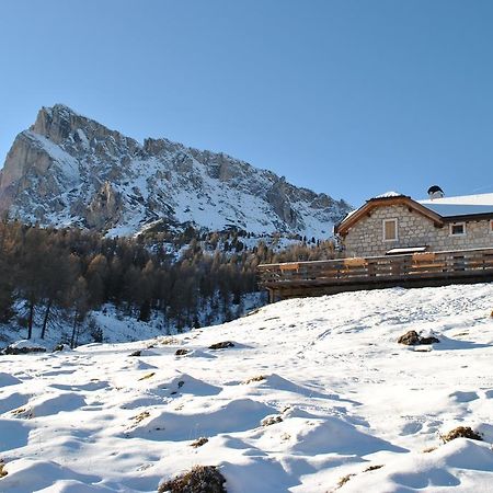 Malga Giau Hotell San Vito di Cadore Exteriör bild