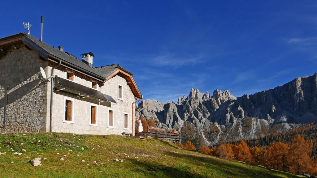 Malga Giau Hotell San Vito di Cadore Exteriör bild