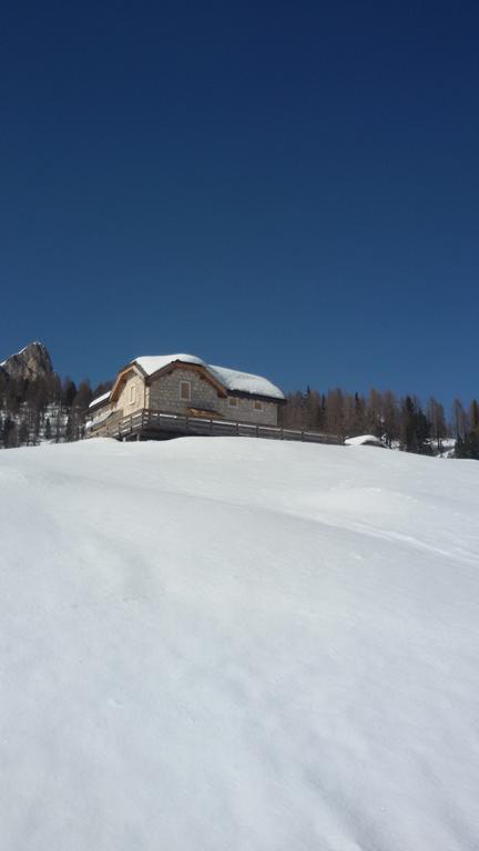 Malga Giau Hotell San Vito di Cadore Exteriör bild